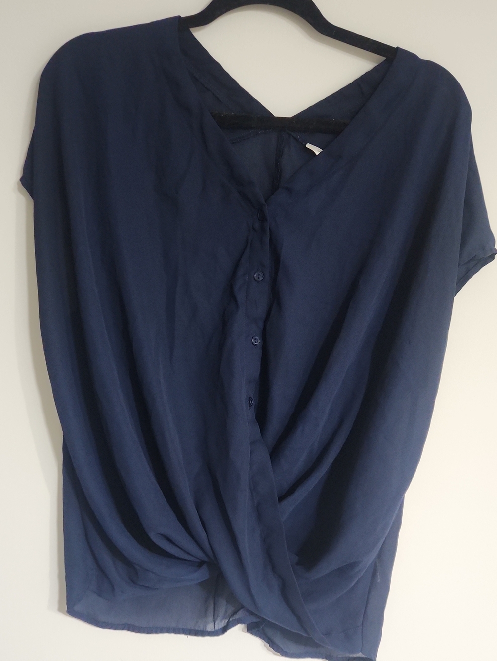 Elegant Navy V-Neck Button-Front Blouse with Twist Hem